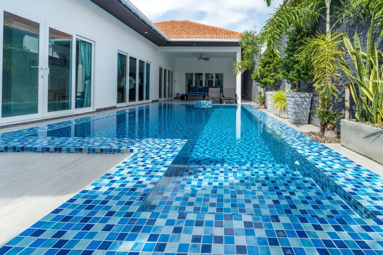 Majestic By Korawan Villa Pattaya Ngoại thất bức ảnh