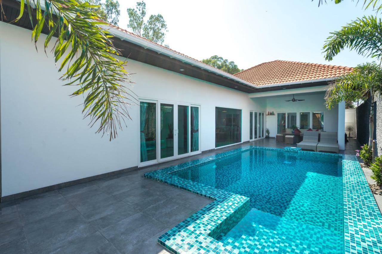 Majestic By Korawan Villa Pattaya Ngoại thất bức ảnh